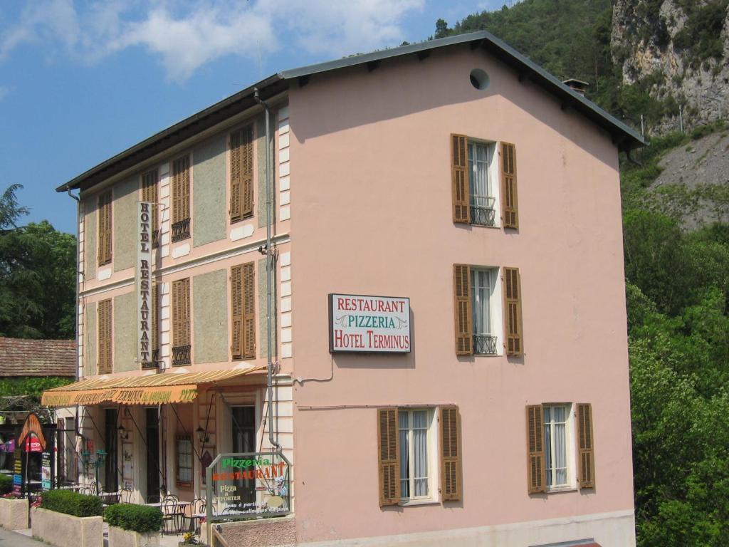 Chambres D'Hotes Le Terminus Fontan Exterior foto